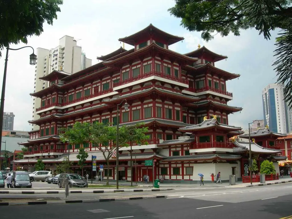 Chinatown Buddha Tooth Relic Temple