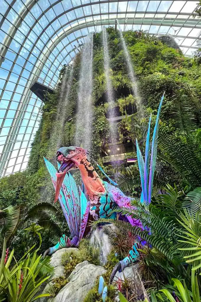 Creature from AVATAR displayed in AVATAR: The Experience at Gardens by the Bay 