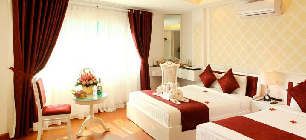 Cheap hotel in Ho Chi Minh, Hanoi, and Hoi An