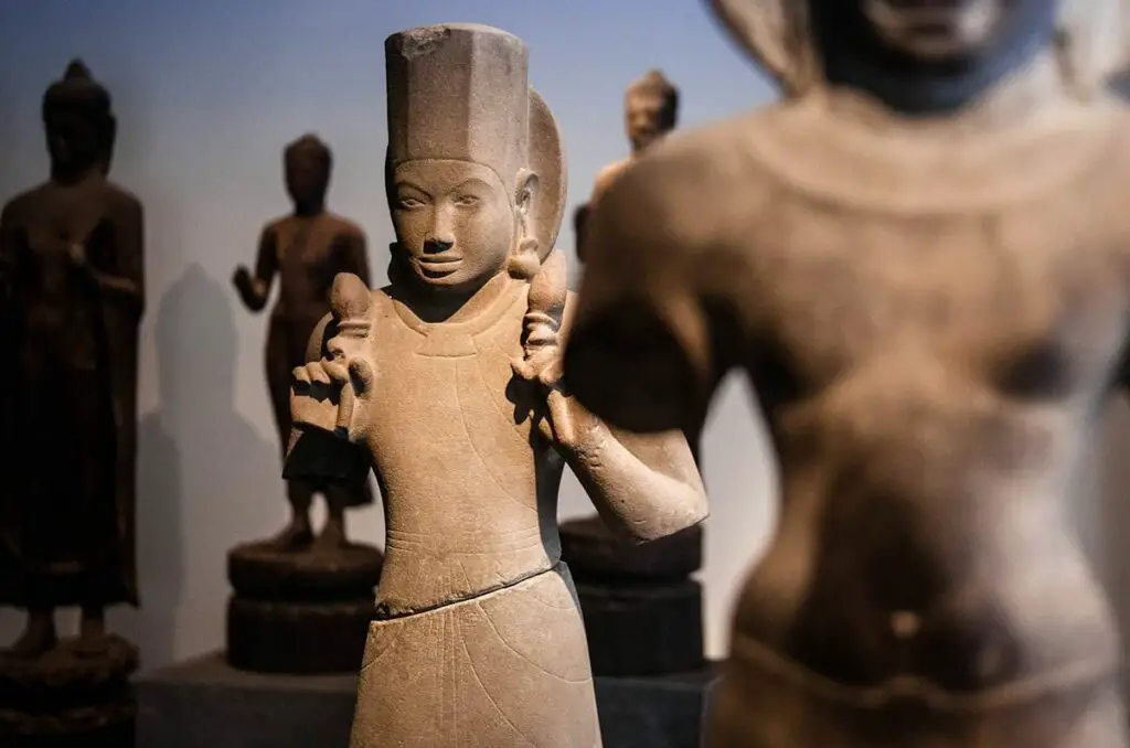 Sculptures at Da Nang Museum of Cham