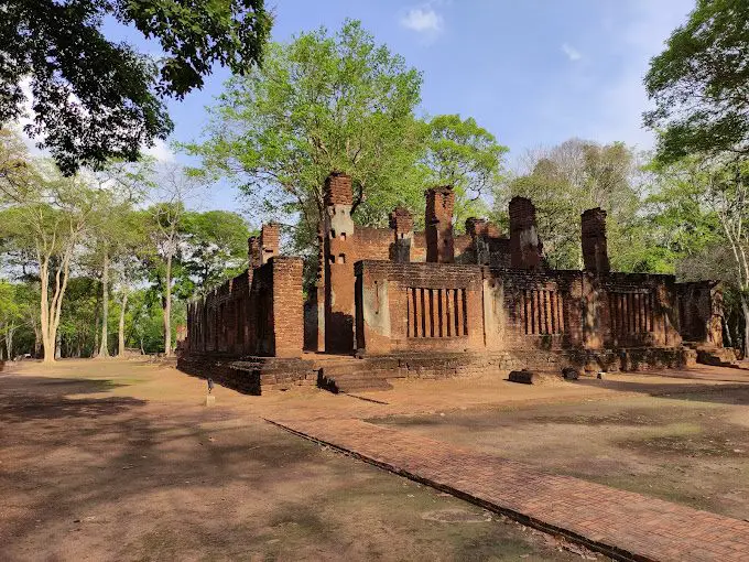 The ruins of Wat Phra Non